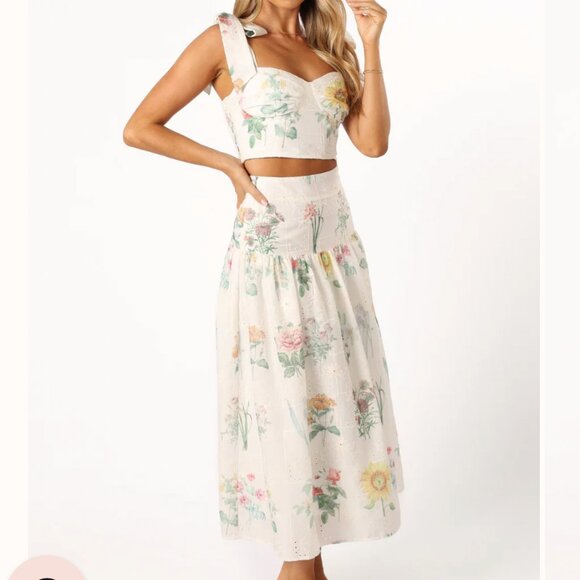 Petal & Pup Kara Two Piece Set White Floral Maxi midi skirt - Picture 5 of 8
